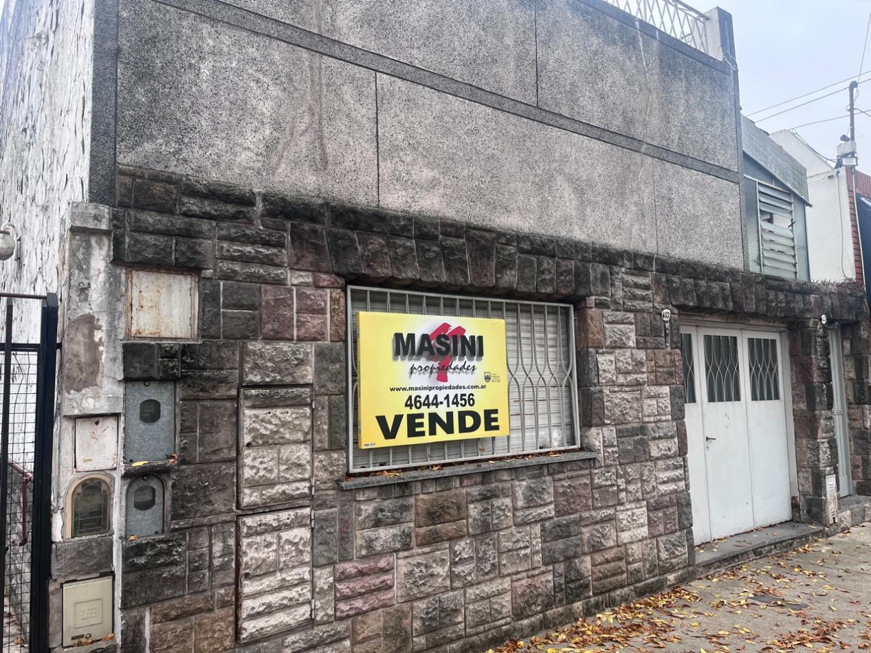 San Pedro 4800. PH 3 ambientes al frente.