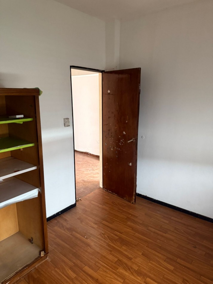 Rivera Indarte 2300. Casa multifamiliar