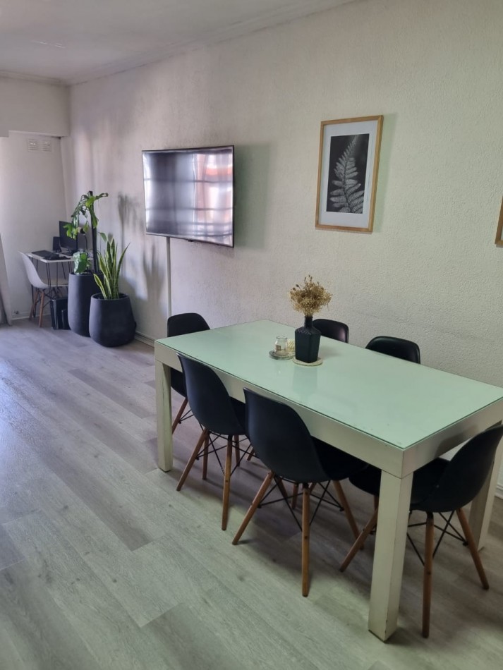 Carhue 1300. PH 3 ambientes.