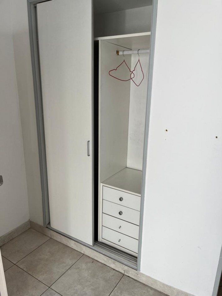Directorio 600. Departamento 2 ambientes contrafrente