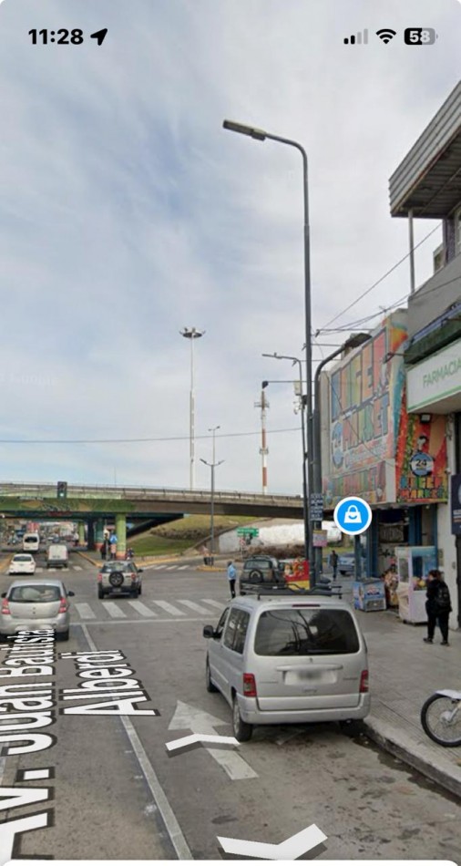 Juan Bautista Alberdi 7400. Local.