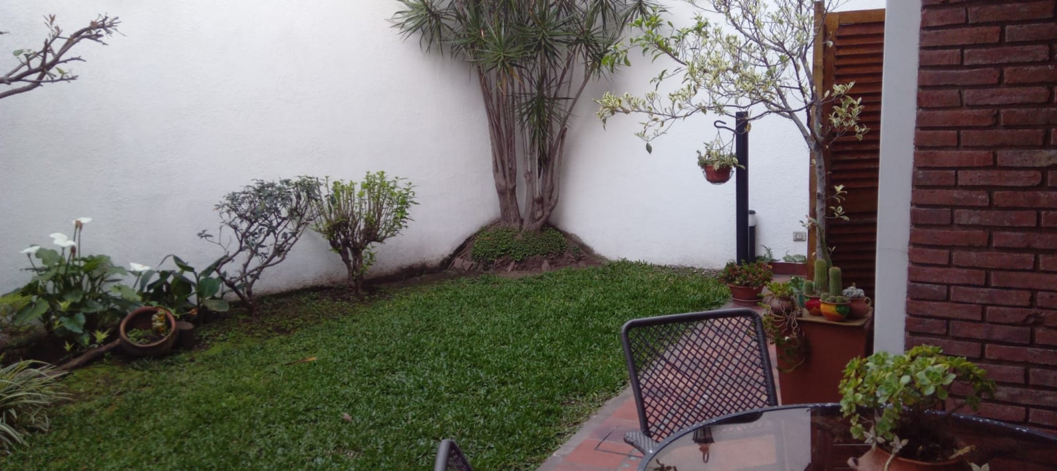 Cafayate 1100. Chalet 4 ambientes.