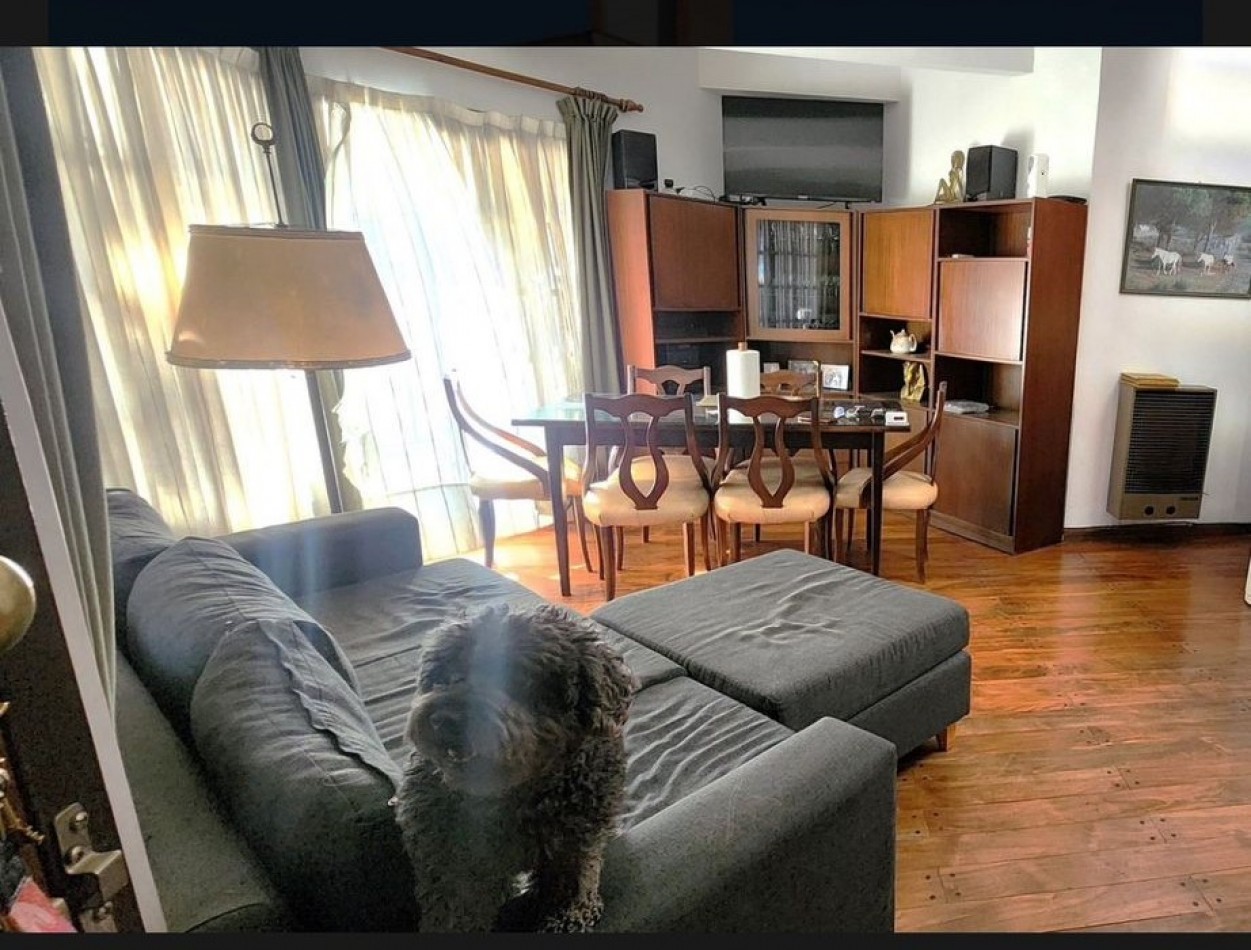 Ercilla 7000. Casa 4 ambientes.