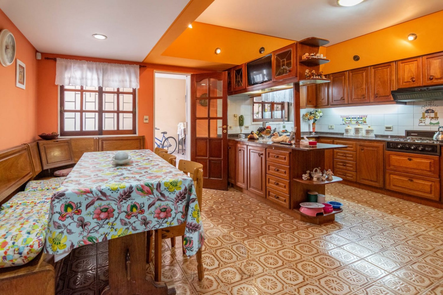 Saladillo 1400. Chalet 4 ambientes.