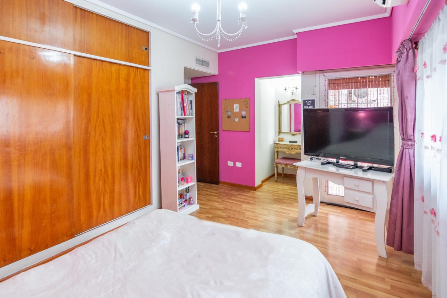 Saladillo 1400. Chalet 4 ambientes.