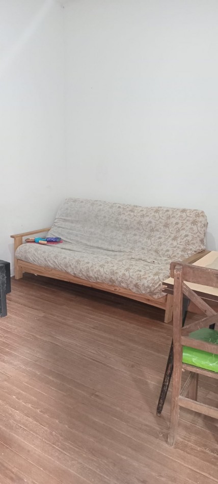 Guardia Nacional 1200. 4 unidades de 3 ambientes en block.