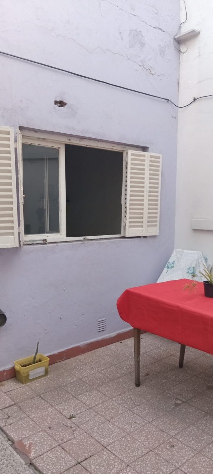 Guardia Nacional 1200. 4 unidades de 3 ambientes en block.