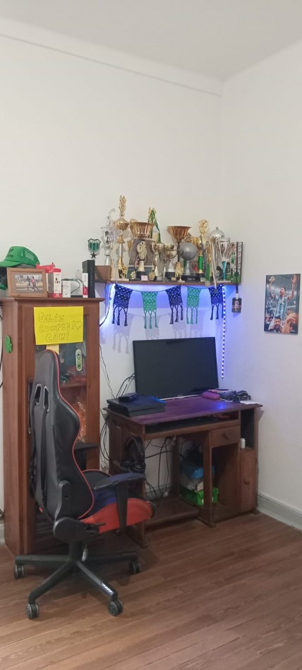 Guardia Nacional 1200. 4 unidades de 3 ambientes en block.