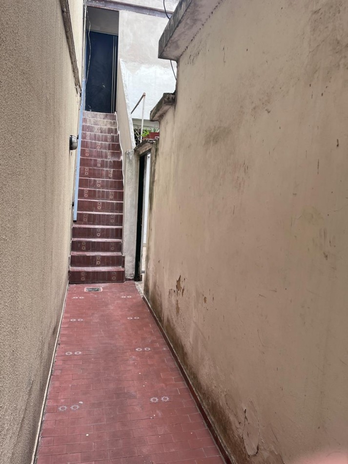 Ercilla 6500. PH 2 ambientes y medio con patio