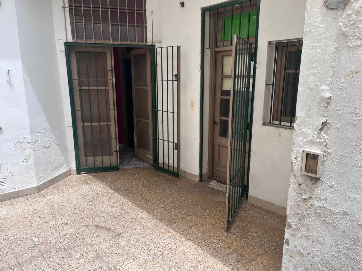 Ercilla 6500. PH 2 ambientes y medio con patio