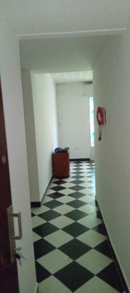 Patron 6300. Monoambiente frente.