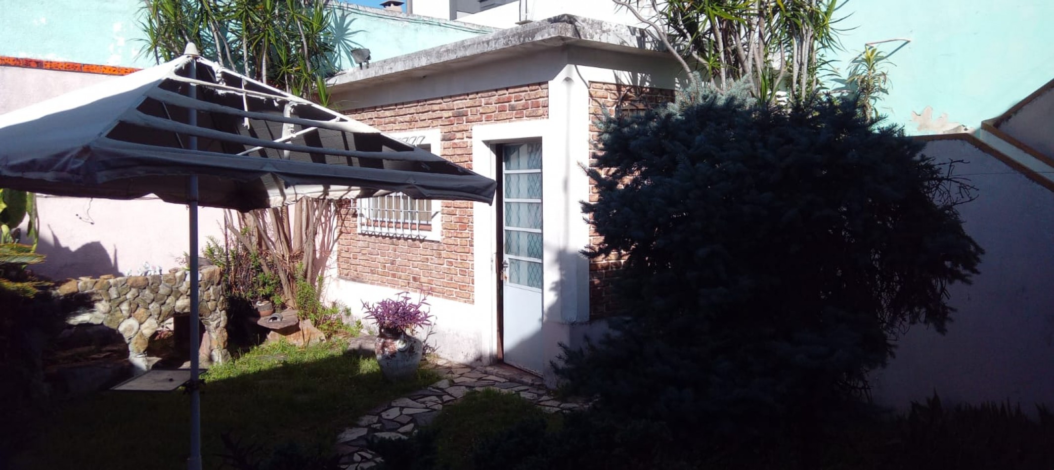 Cañada de Gomez 1000. Casa 3 ambientes.