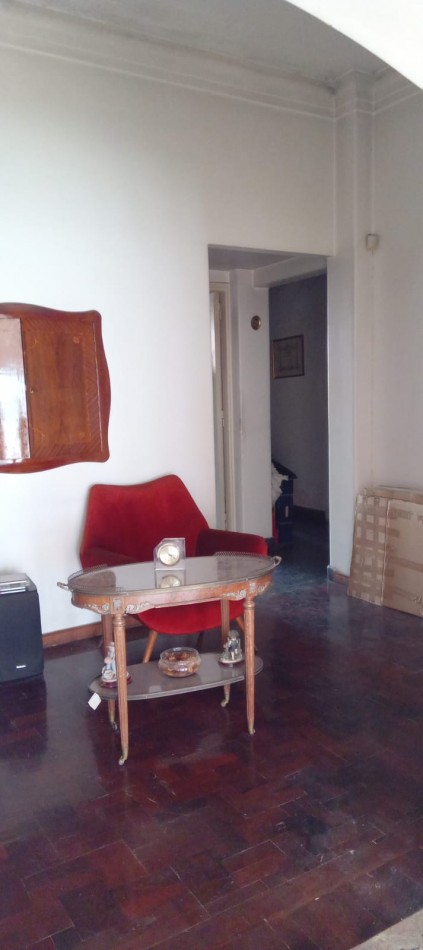 Cañada de Gomez 1000. Casa 3 ambientes.