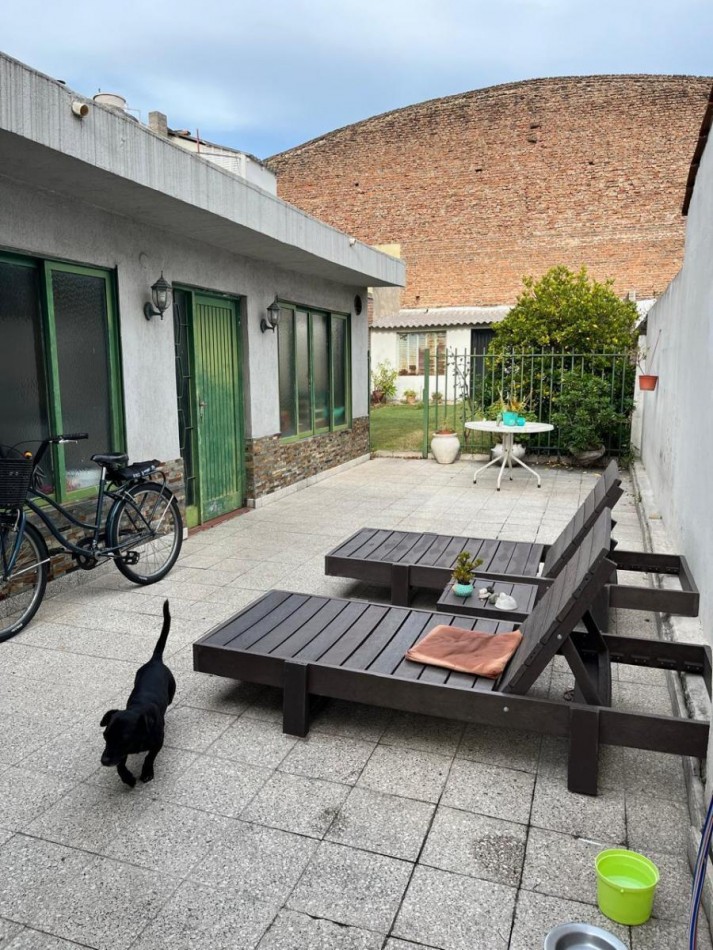 Cañada de Gomez 1400. Casa 3 ambientes.