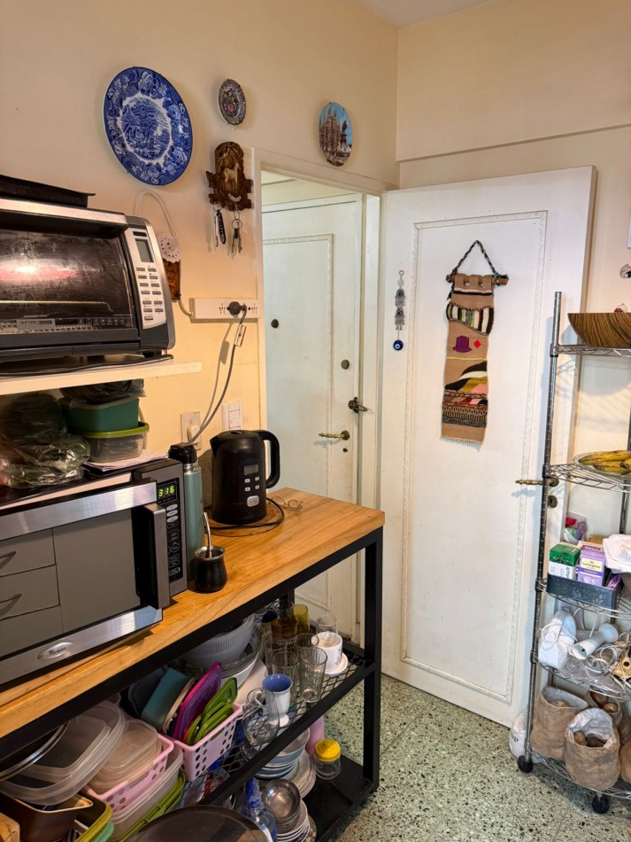 Guamini 1200. Departamento 3 ambientes.