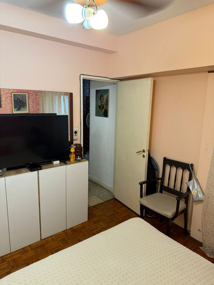 Guamini 1200. Departamento 3 ambientes.