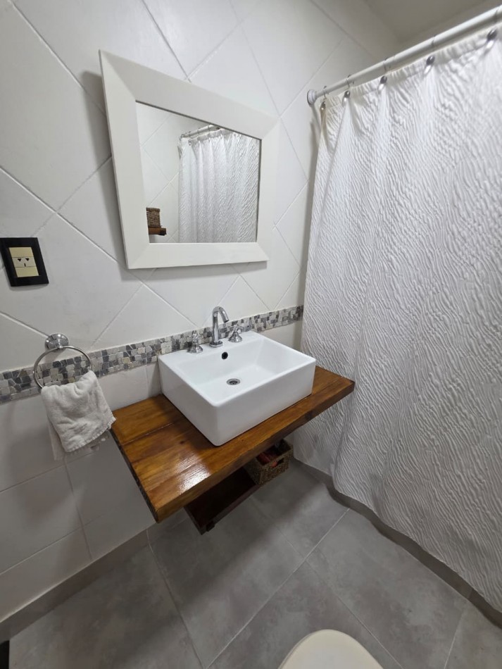 Ulrico Schmidl 6800. PH 3 ambientes en duplex.