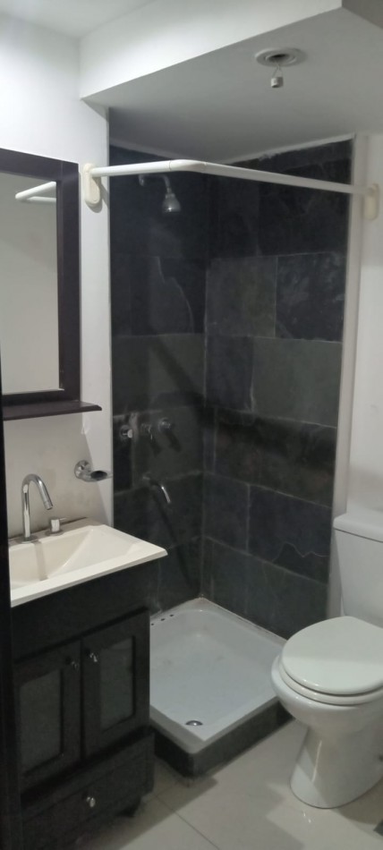 Ramon Falcon 5500. Departamento 3 ambientes con cochera descubierta y baulera,