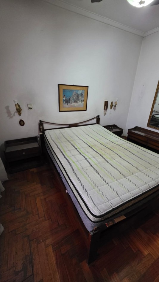 Pizarro 6900. Casa 3 ambientes.
