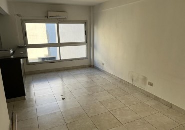 Directorio 600. Departamento 2 ambientes contrafrente