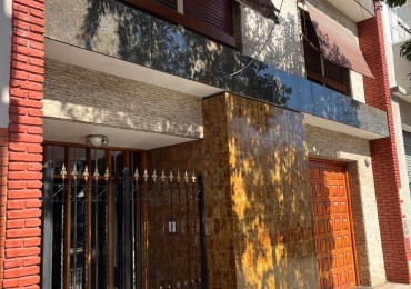 Acassuso 7000. Casa 3 ambientes