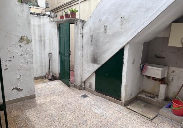 Ercilla 6500. PH 2 ambientes y medio con patio